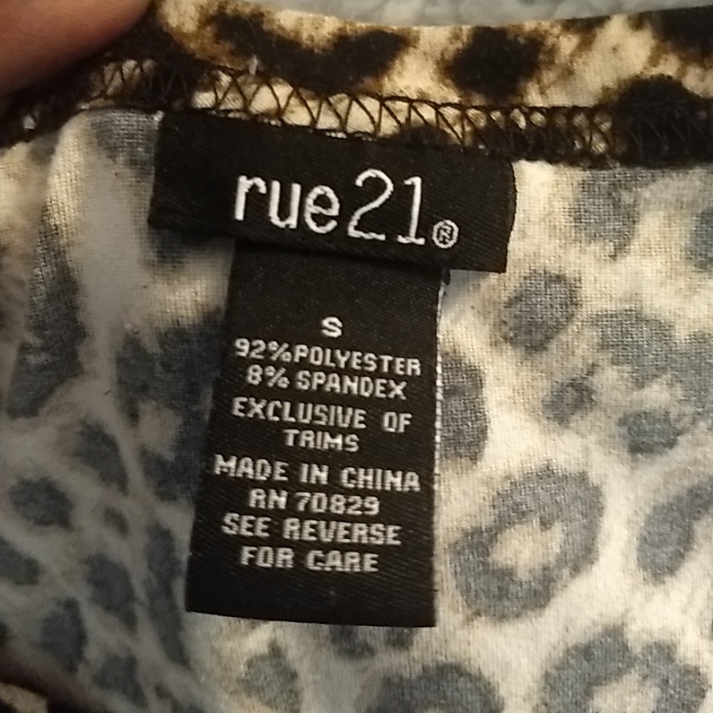 rue21 Top - Picture 3 of 5